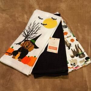 Halloween Dogs in Costumes (3)pk 100% Cotton Kitchen Towels-NWT